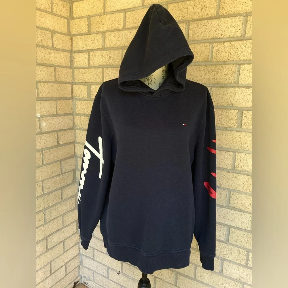 Tommy Hilfiger Soft Classic Navy Blue Hoodie White Red Cursive Logo Sleeve Decal
